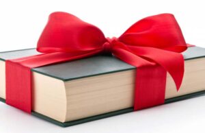 Чи варто дарувати книги на день народження: правила і виключення